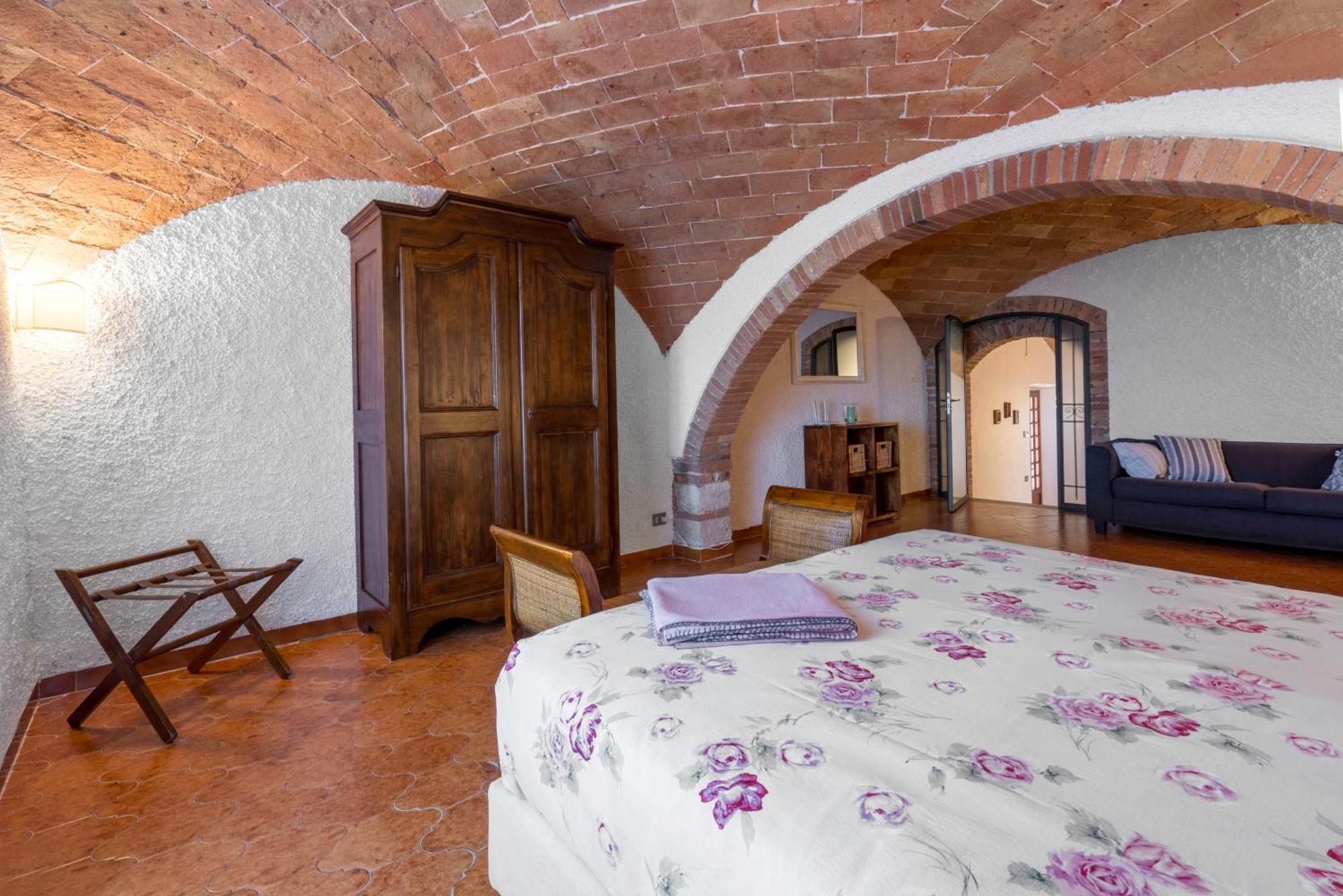 Agriturismo Agresto Apartments, Pool, Siena Hills Casole dʼElsa Exterior foto