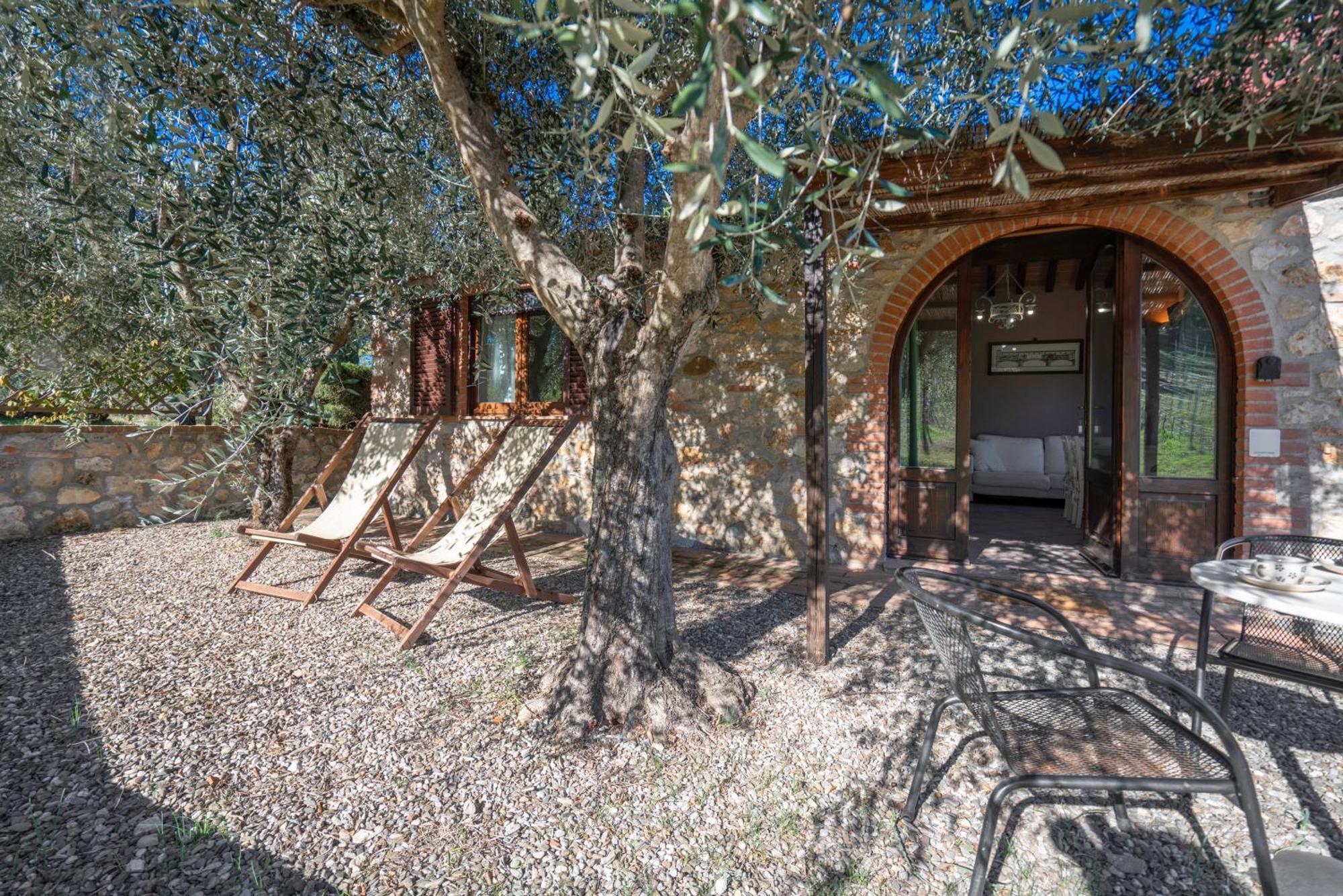 Agriturismo Agresto Apartments, Pool, Siena Hills Casole dʼElsa Exterior foto